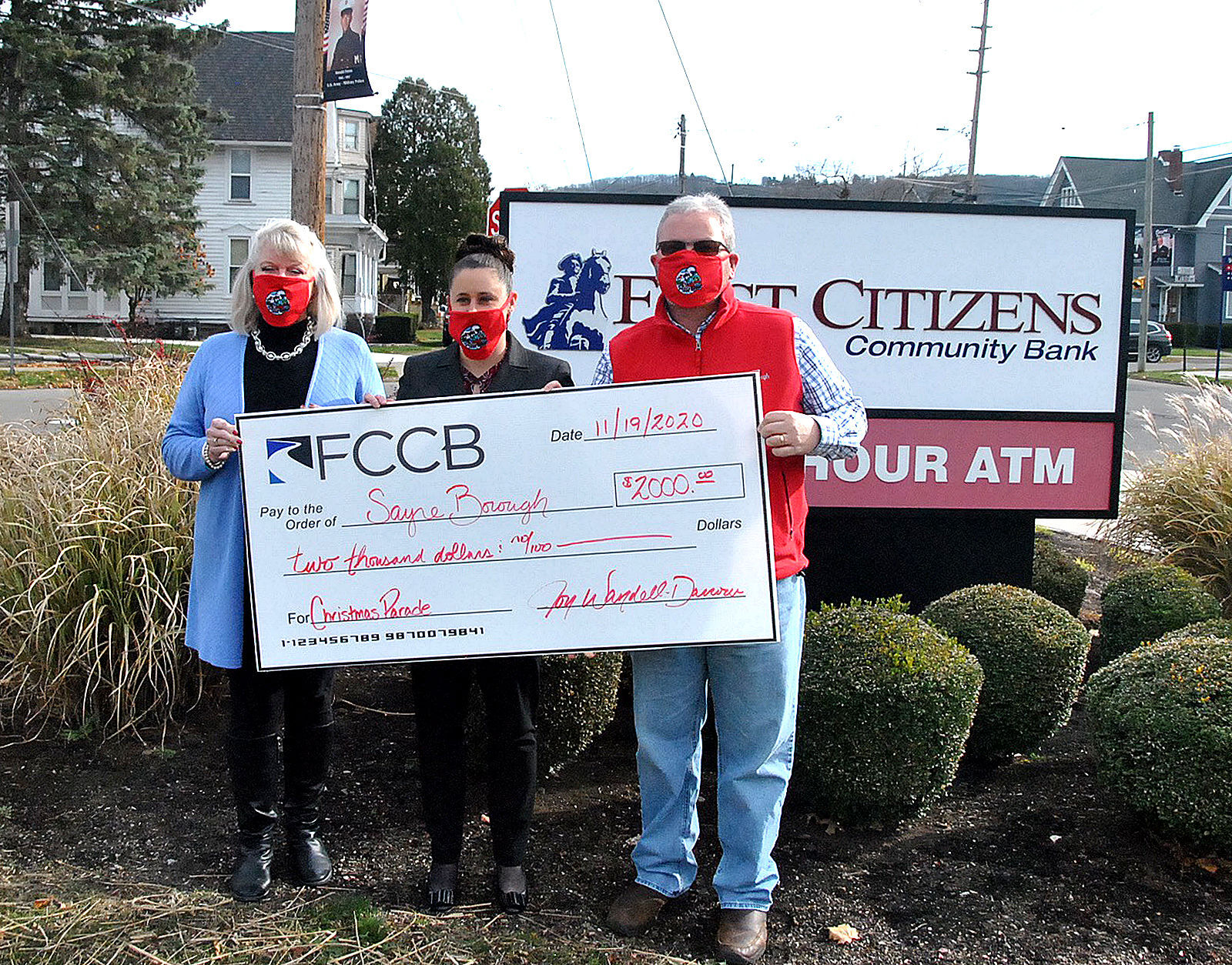 First Citizens presents Christmas Parade check